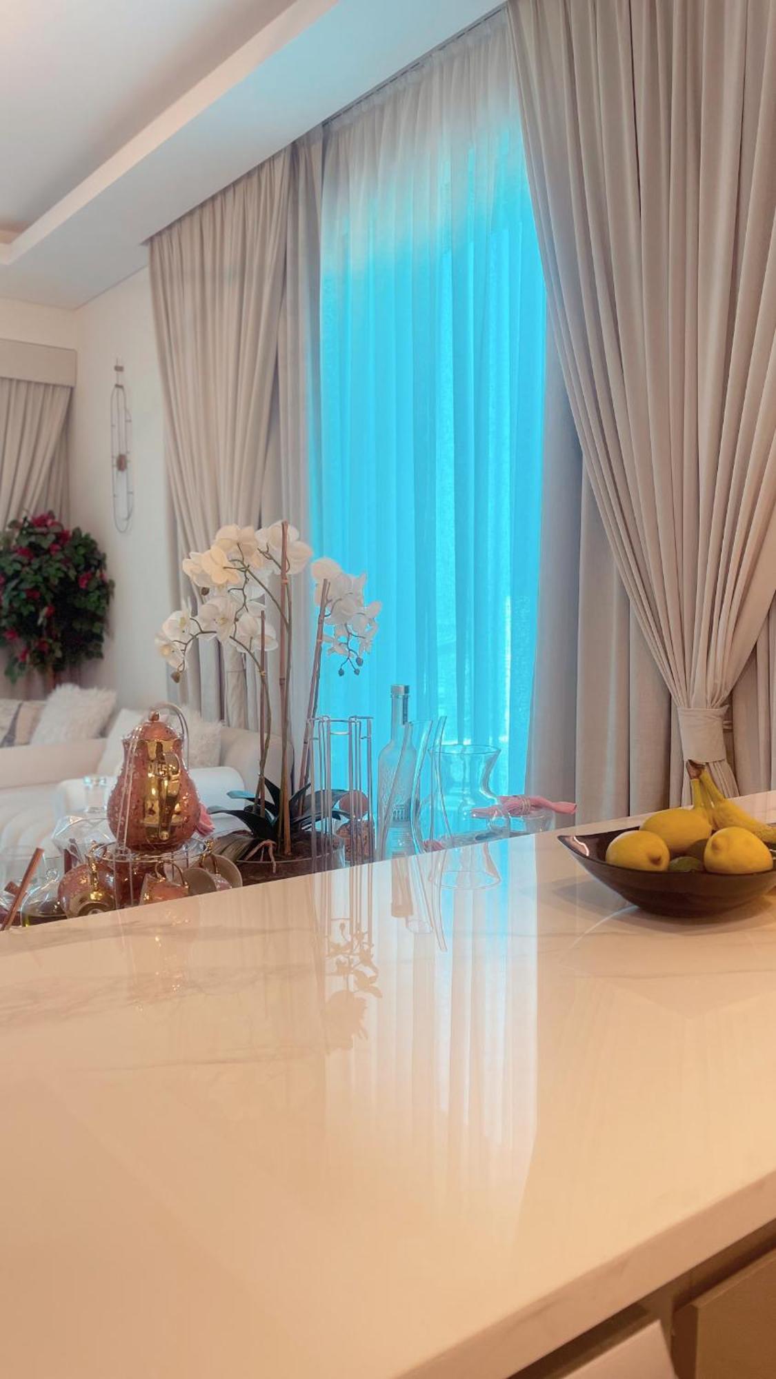 Apartemen Burj Khalifa View Ensuite King Bedroom In A 2 Bedroom Mall 8mins