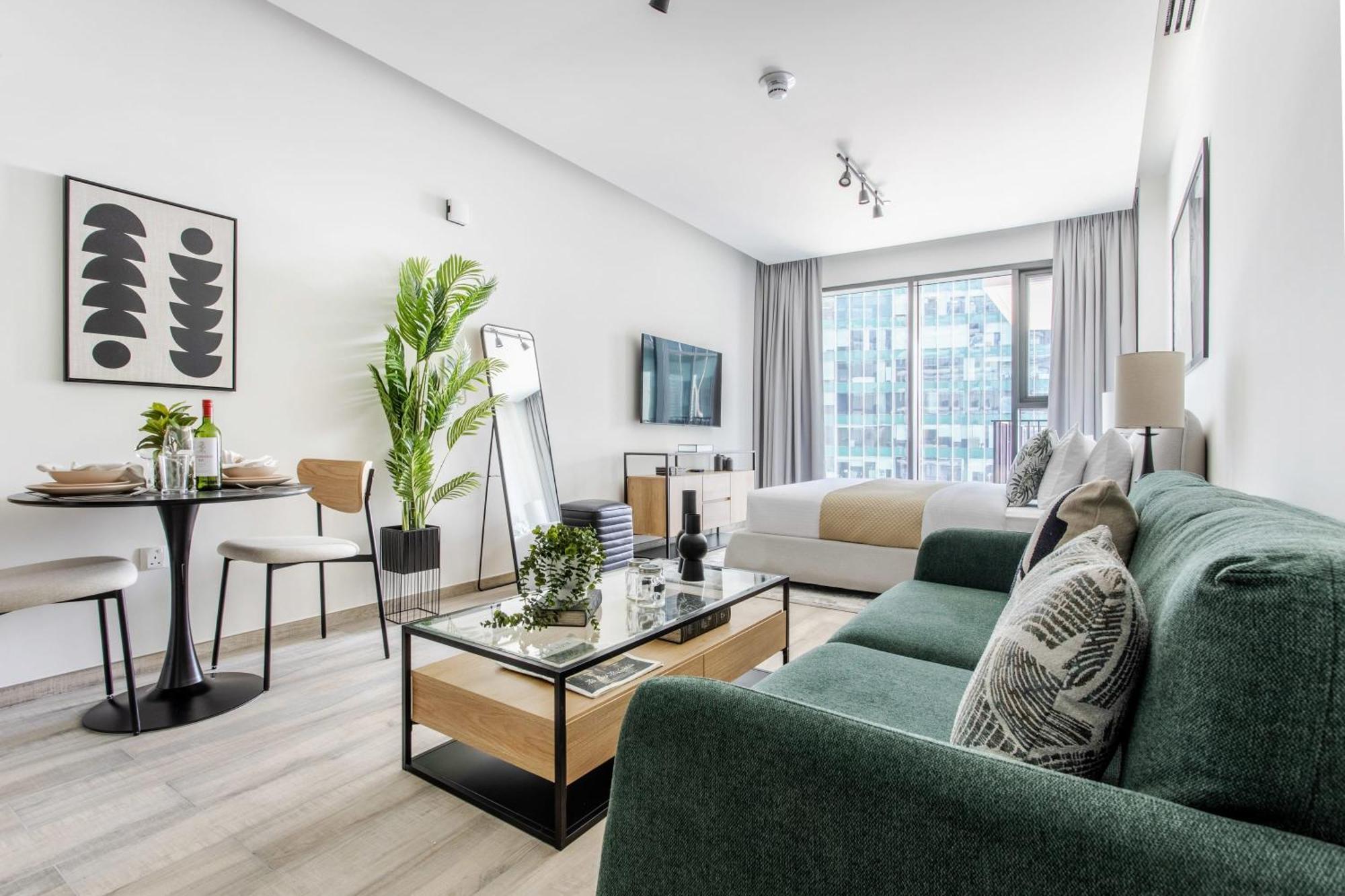 Frank Porter - Ahad Residences * Dubaï