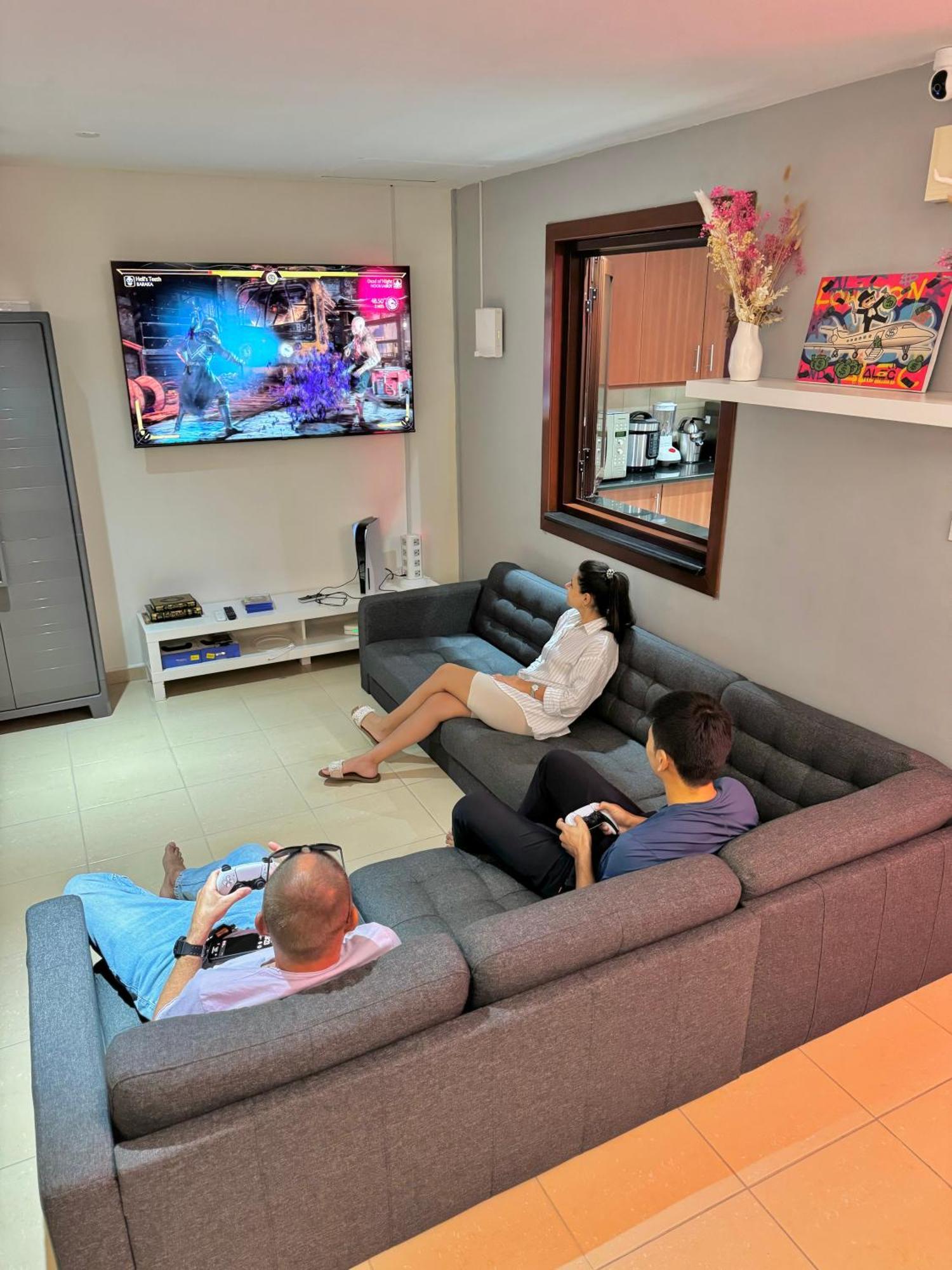 Berloga Capsule Jbr Albergue *