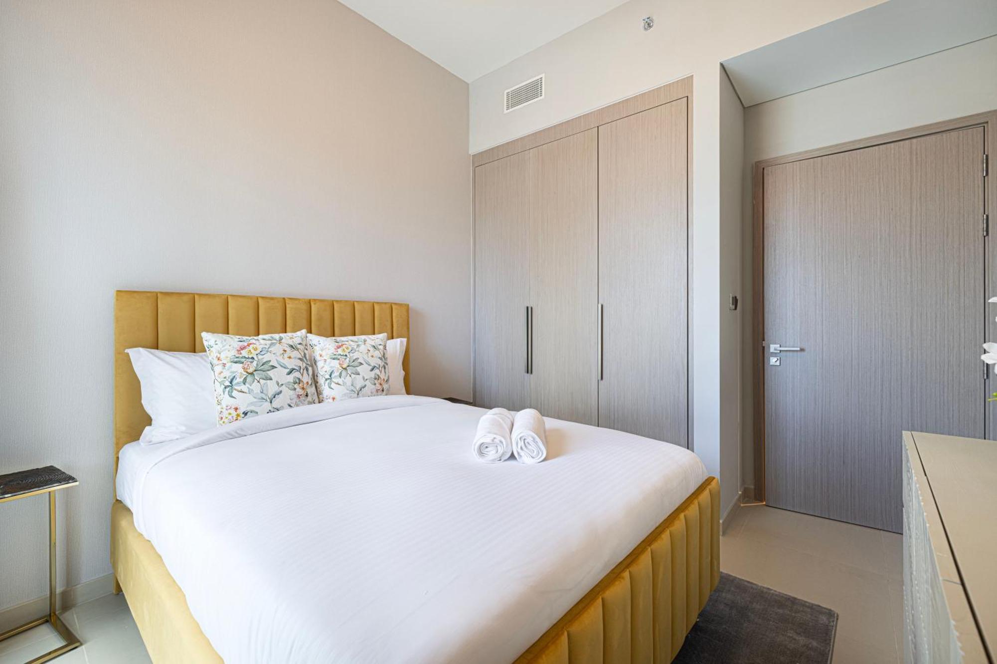 Magnificent 3br With Incredible Burj & Fountain View Dubai