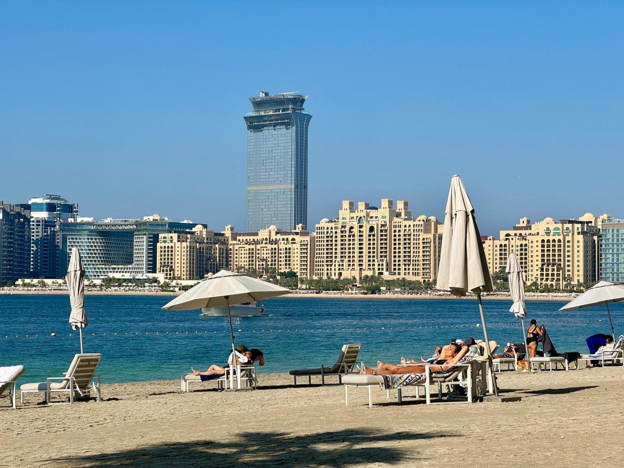 1br Luxurious Beachfront *