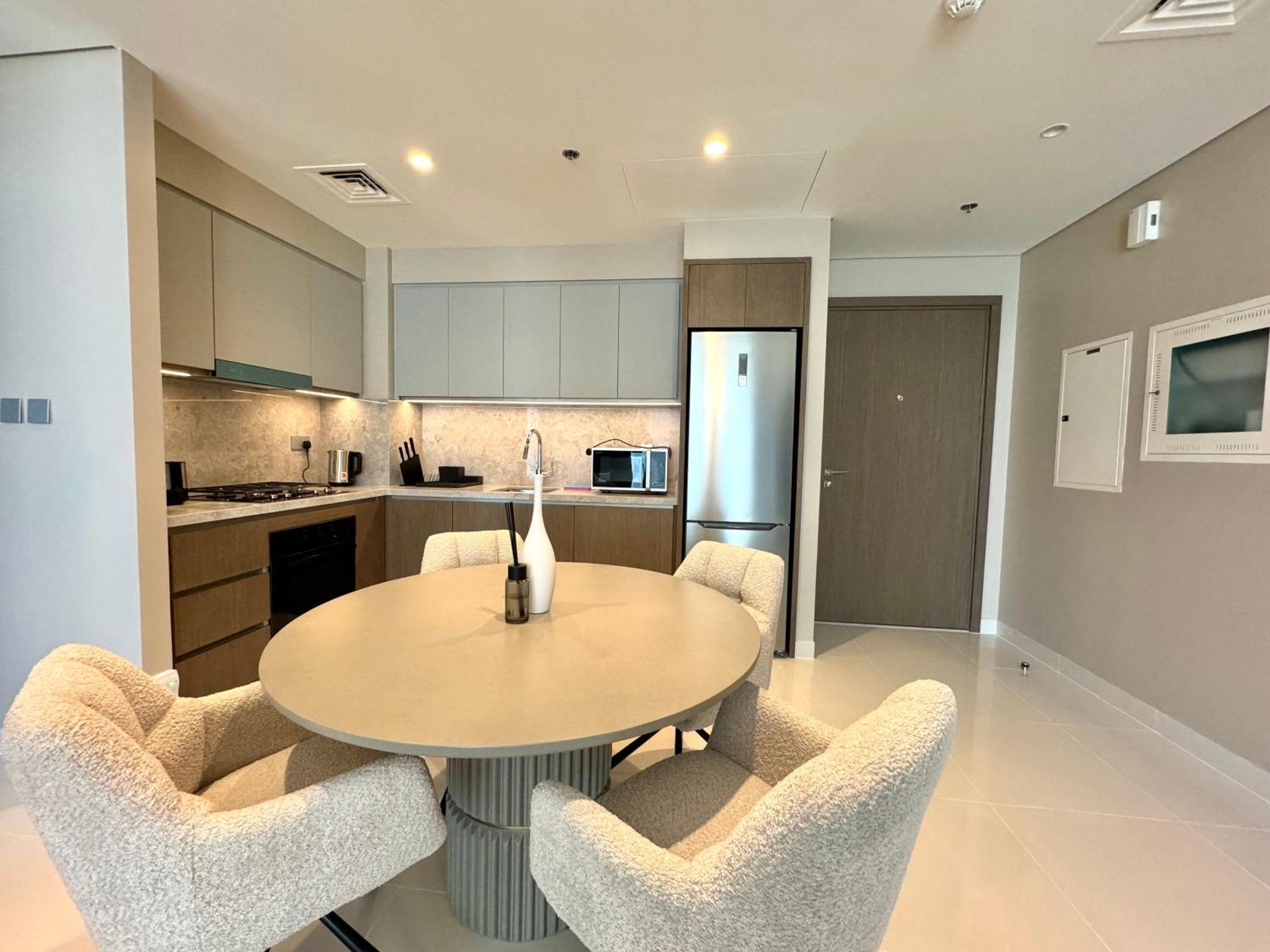 1br Luxurious Beachfront Appartement
