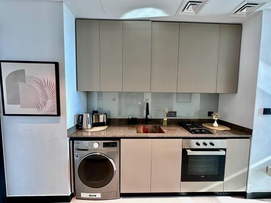 Stylish Studio In Business Bay Dubái