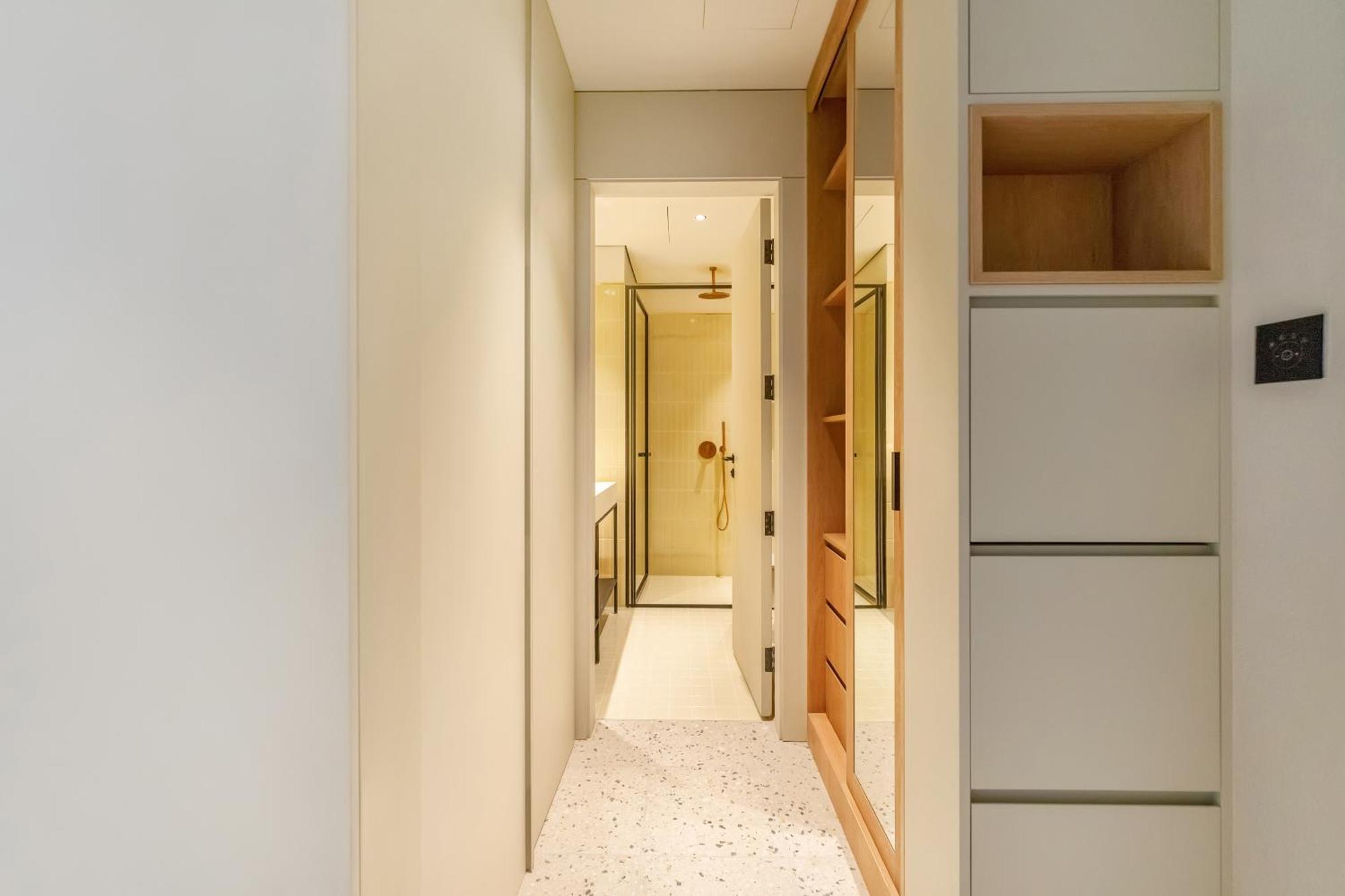 Fam Living - Upside Living - Wfh Friendly-business Bay Dubái