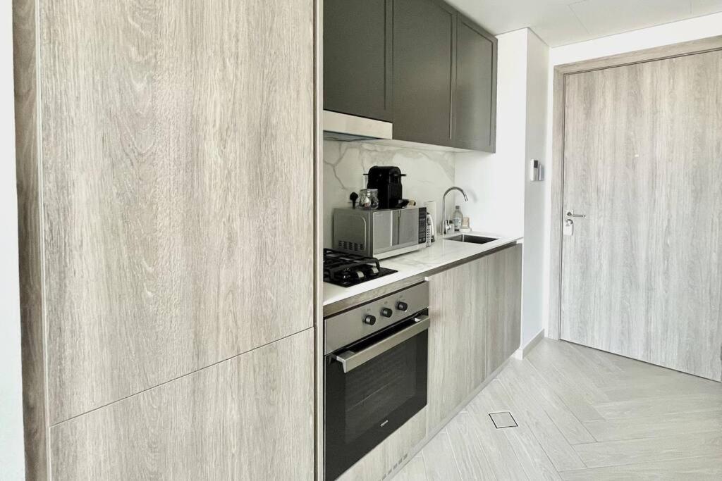 Cozyartstudio - Pool View / Brand-new Building Jvc Apartamento