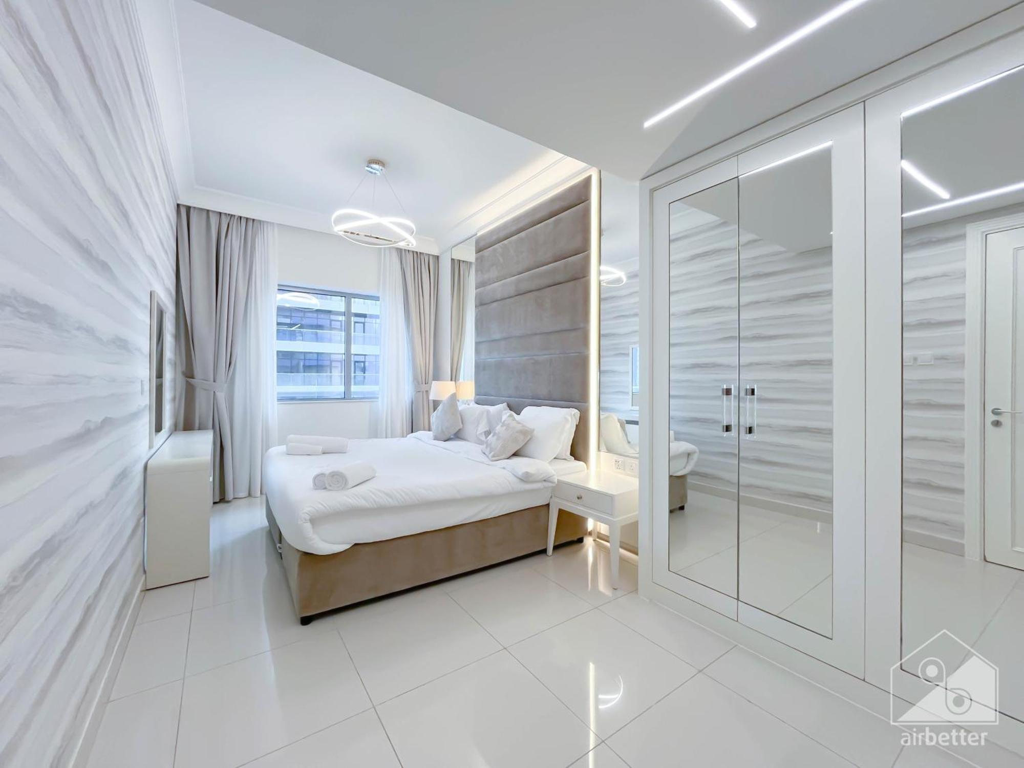 Damac Mall Luxury 1b Apartamento *