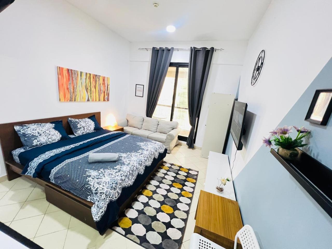 Privatunterkunft Private With Curtains In Marina & Blue Water