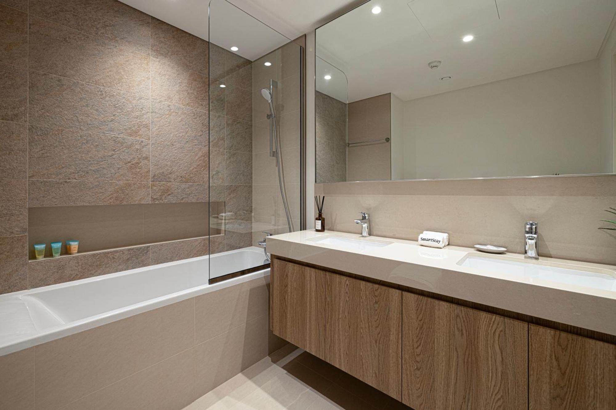 Apartamento Smartstay At Downtown Views - Burj Khalifa View - Brand New Luxury Dubái
