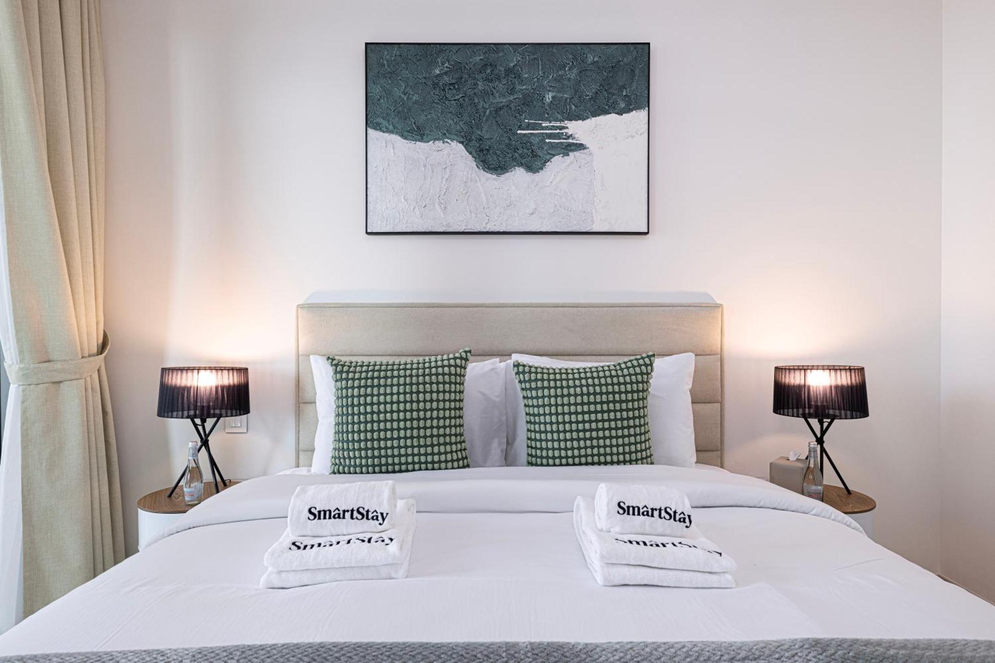 Smartstay At Downtown Views - Burj Khalifa View - Brand New Luxury * Dubái