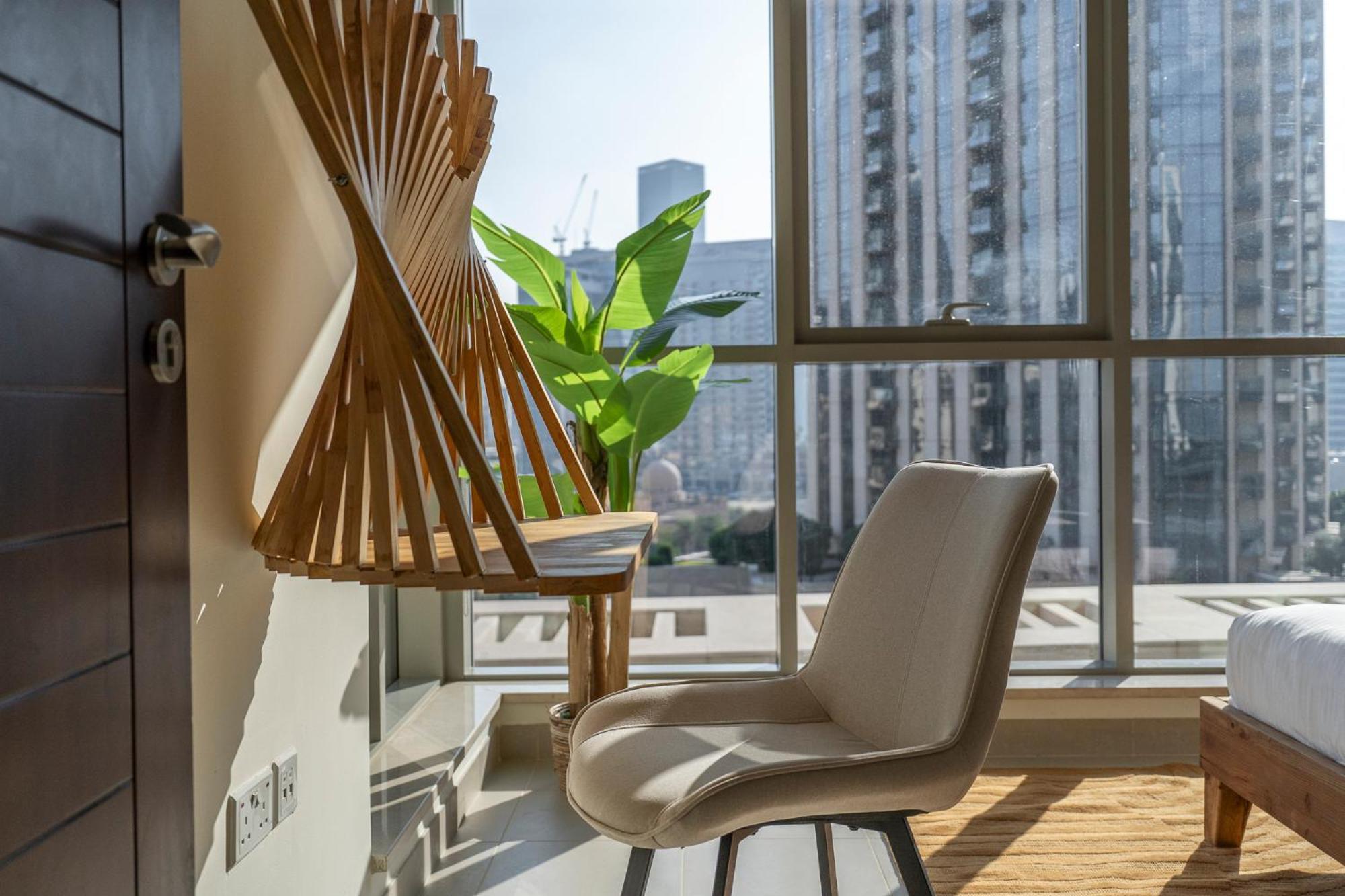 Cosy & Spacious 2 Bedroom L Magical Boulevard View L By Burj & Mall I Pool I Gym I Family Friendly Dubai
