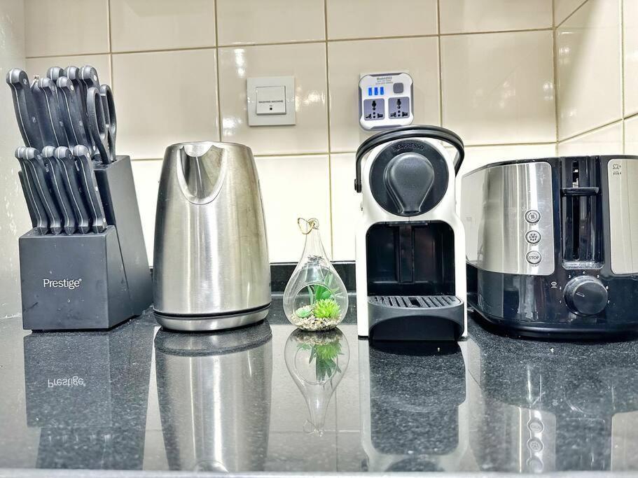 Your Cosy Marina Retreat Apartemen Dubai
