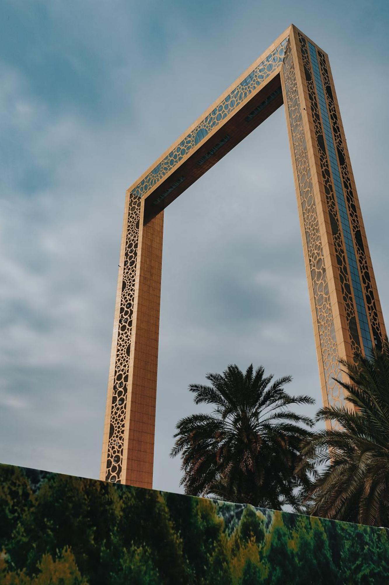 Uae Capsule 5 Min Walkable From Sharaf Dg Metro Albergue *