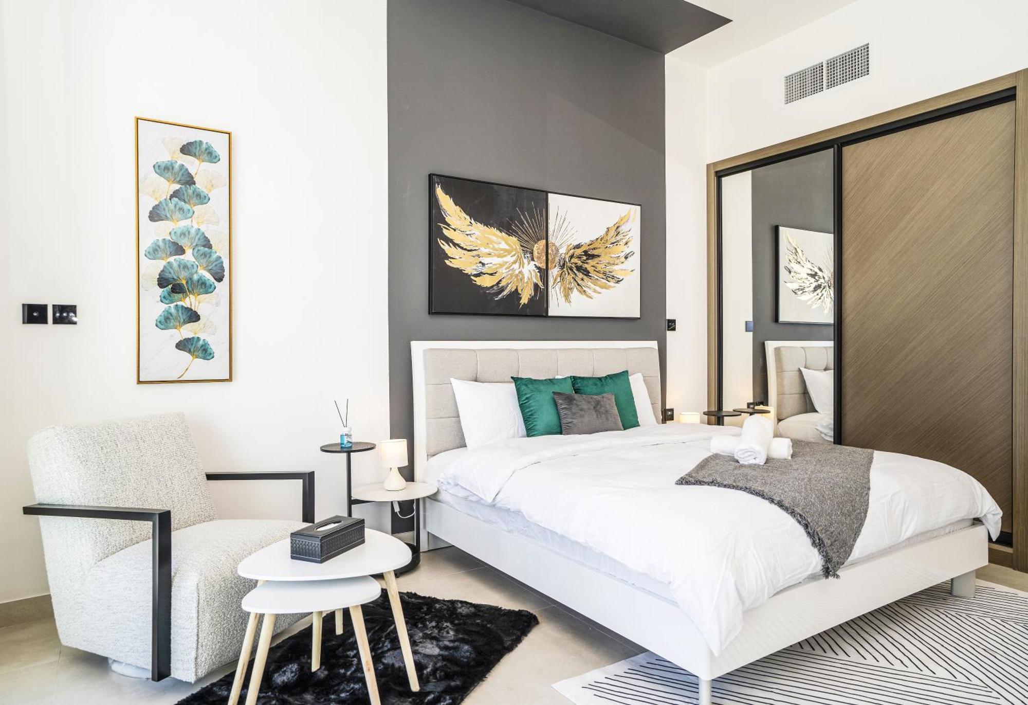 Business Bay With Stunning Views Apartemen Dubai