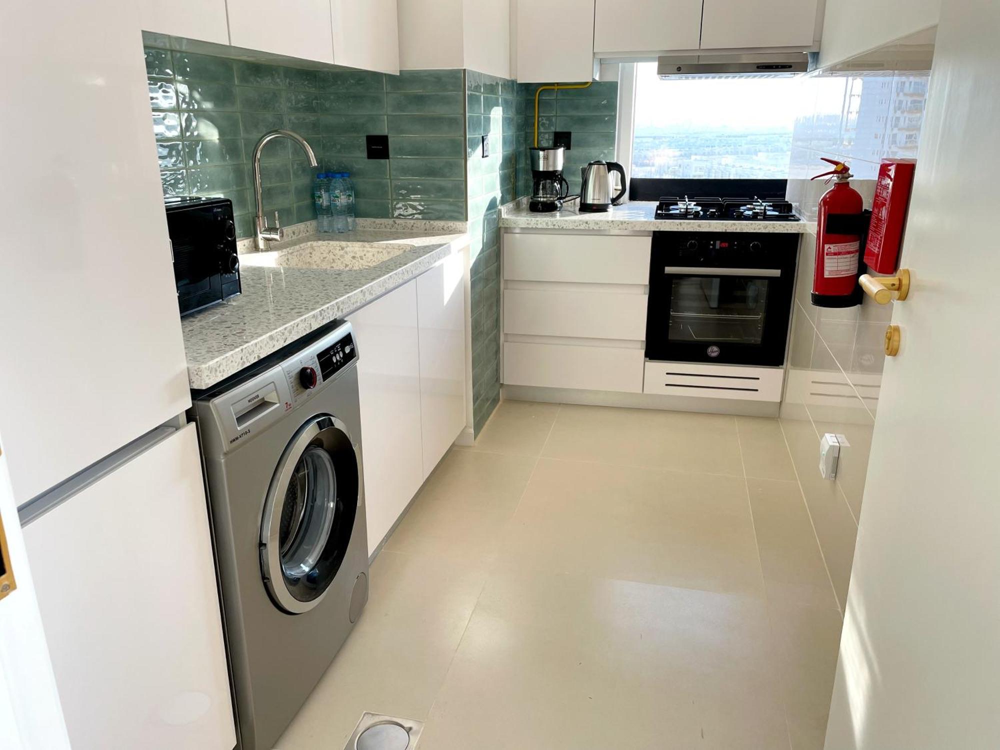 Appartamento Cozy With Pool - 10 Mins From Marina Dubai
