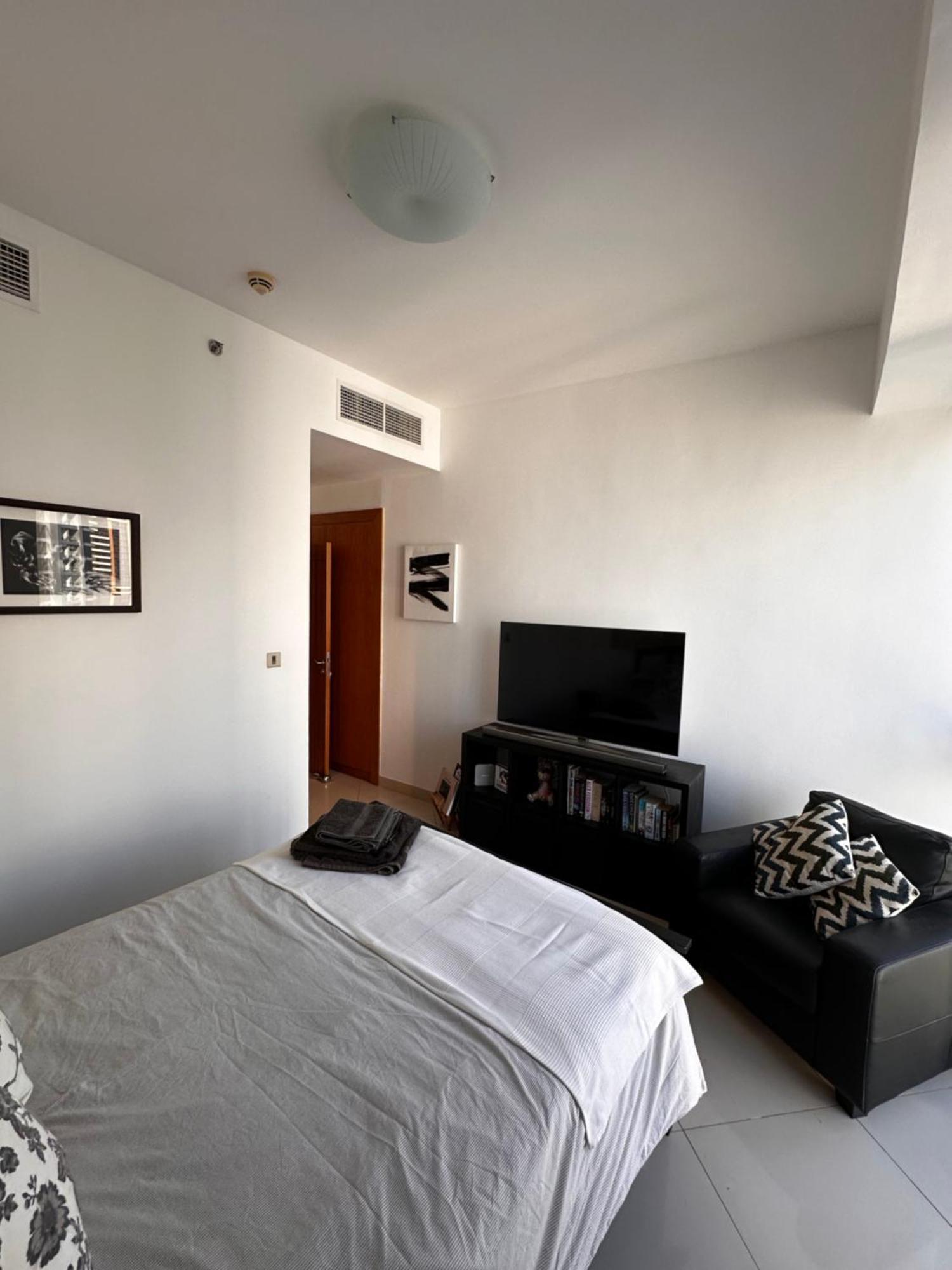 Habitación en casa particular Amazing Double With En-suite, Marina And Sea Views With Shared Kitchen Dubái