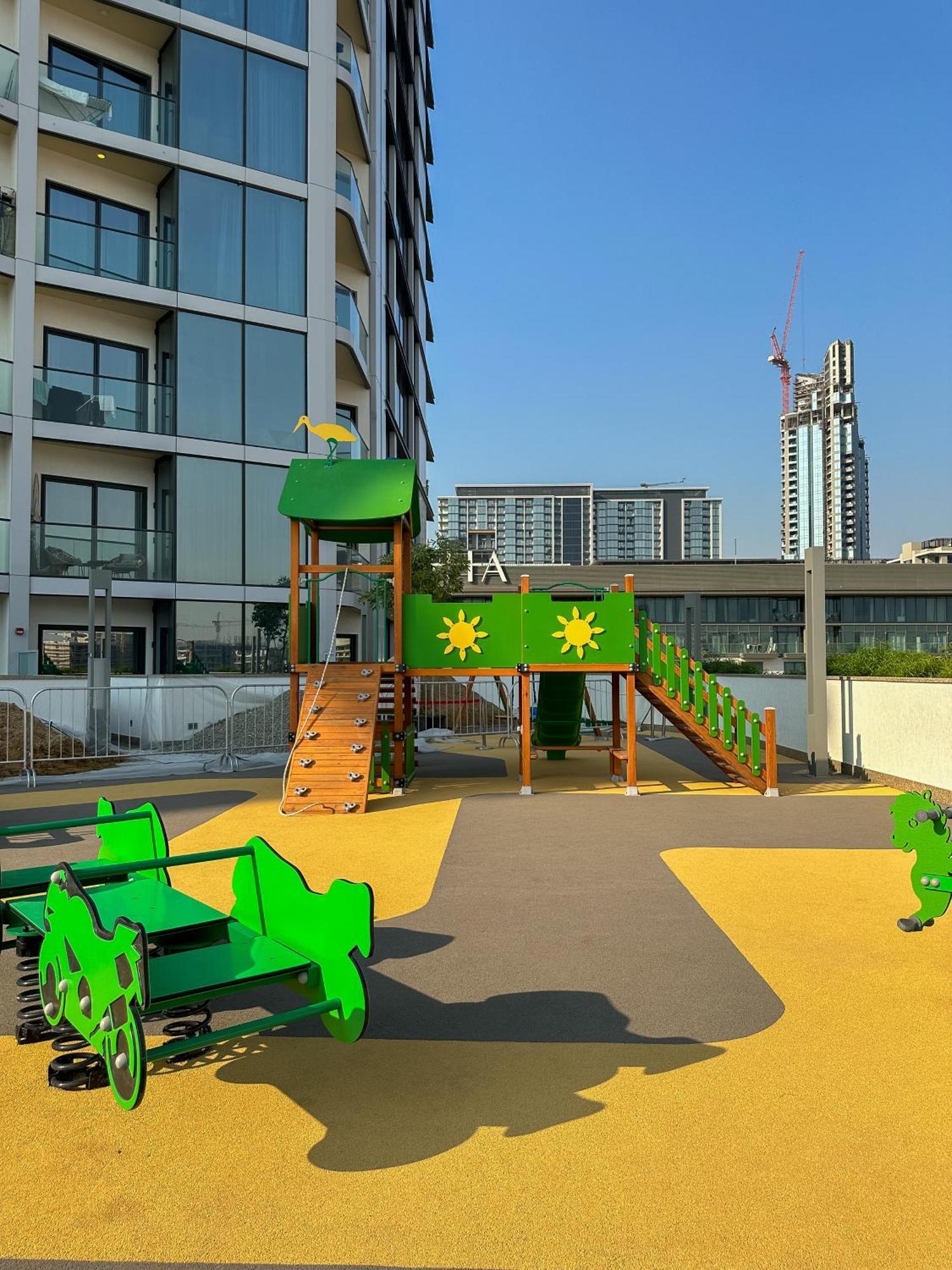 Kid-friendly 2br - Secure, And Peaceful Dubaï
