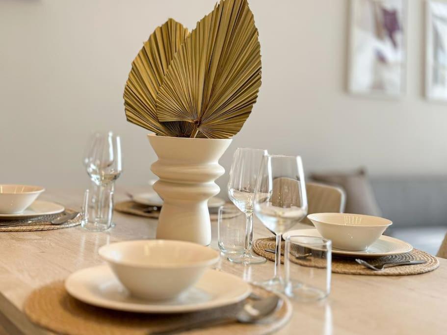 Higuests - Dream Vacation In La Rive 1