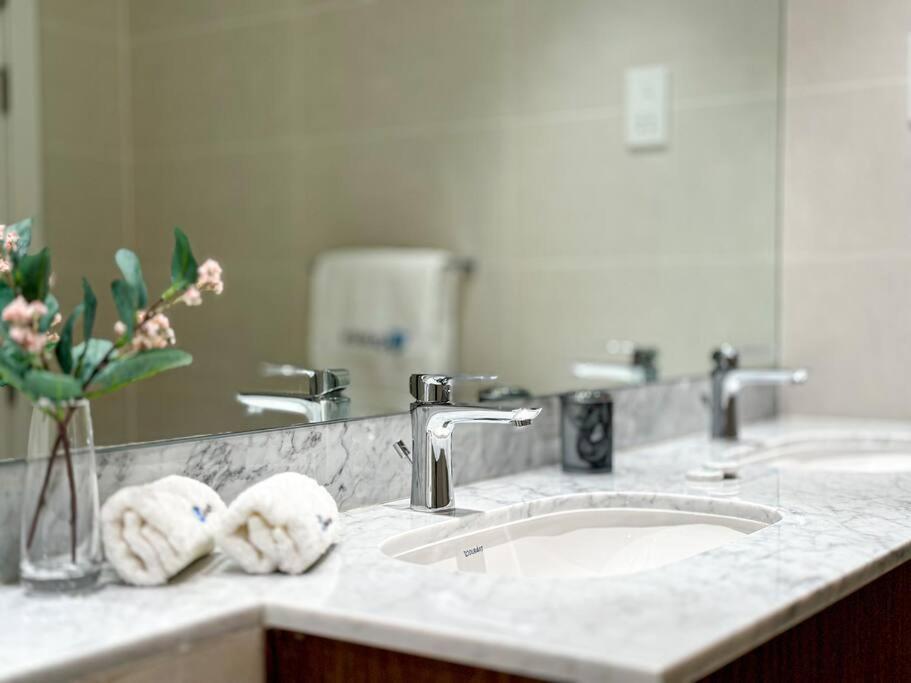 Higuests - Dream Vacation In La Rive 1 * Dubai
