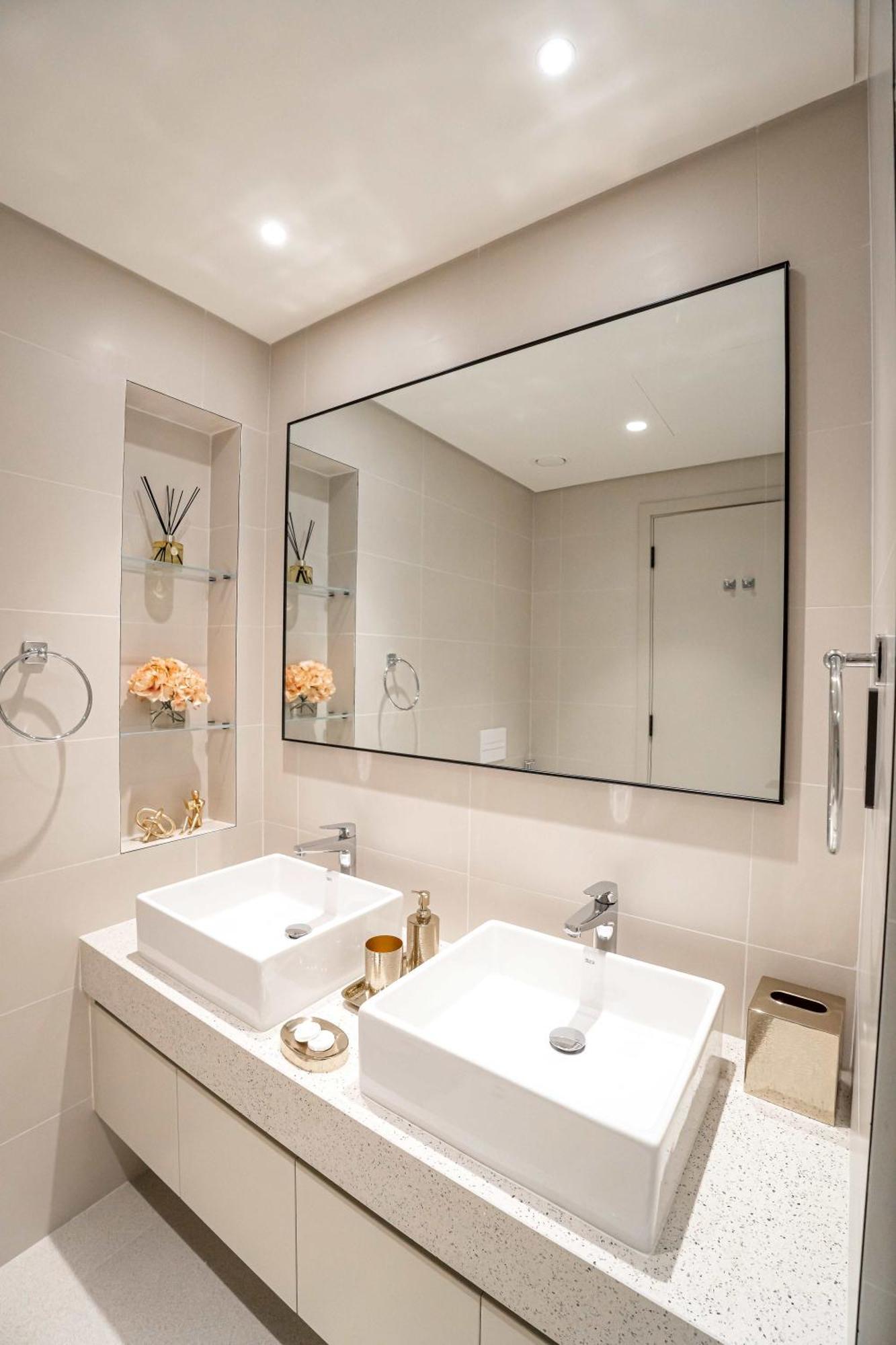 Veluxa - Luxe 2bed In Beachfront Apartment