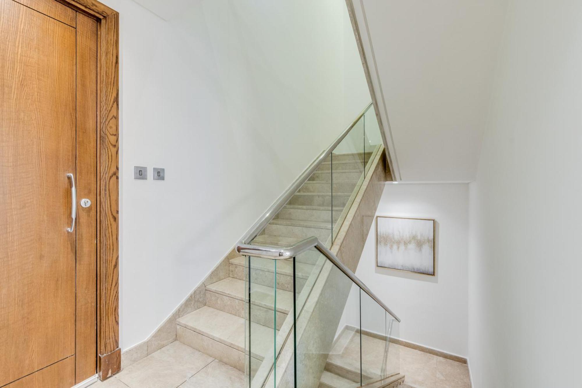 Globalstay. Luxury 3 Bedroom + Maid Townhouse With Sea View * Dubái