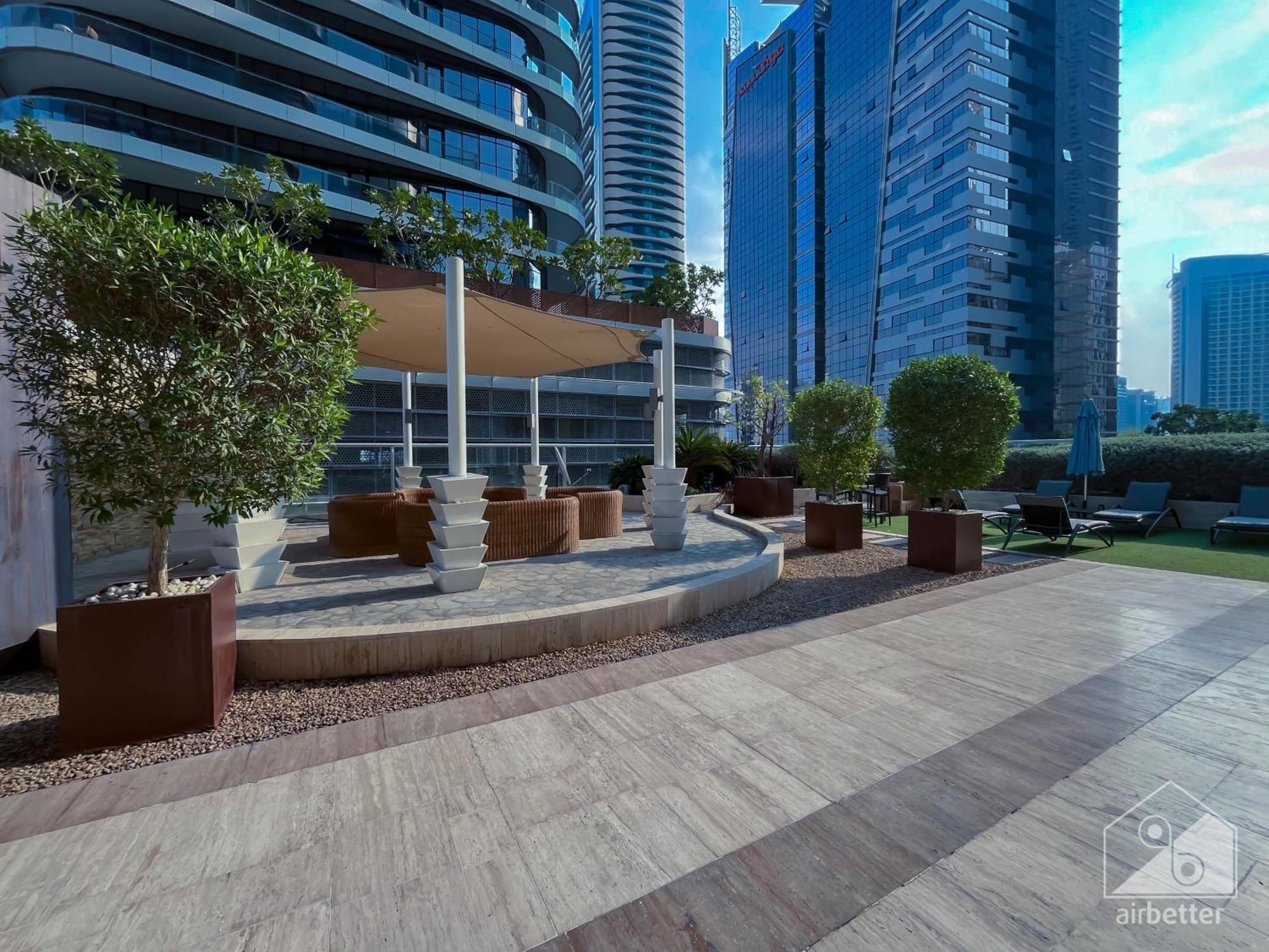 Apartamento Damac Mall Luxury 1b Dubái