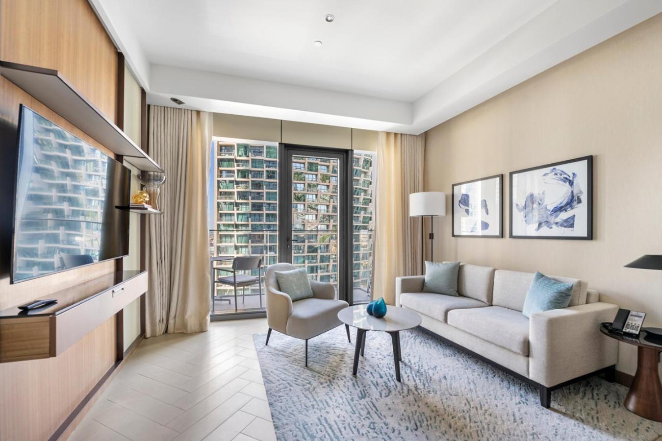 Stonetree - Luxury 1br With High-class Building Facilities