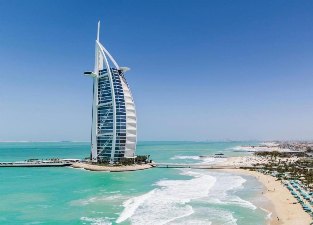 Appartement Modern 1-bedroom In Family-friendly With Swimming Pool, Gym & Free Parking. Dubaï