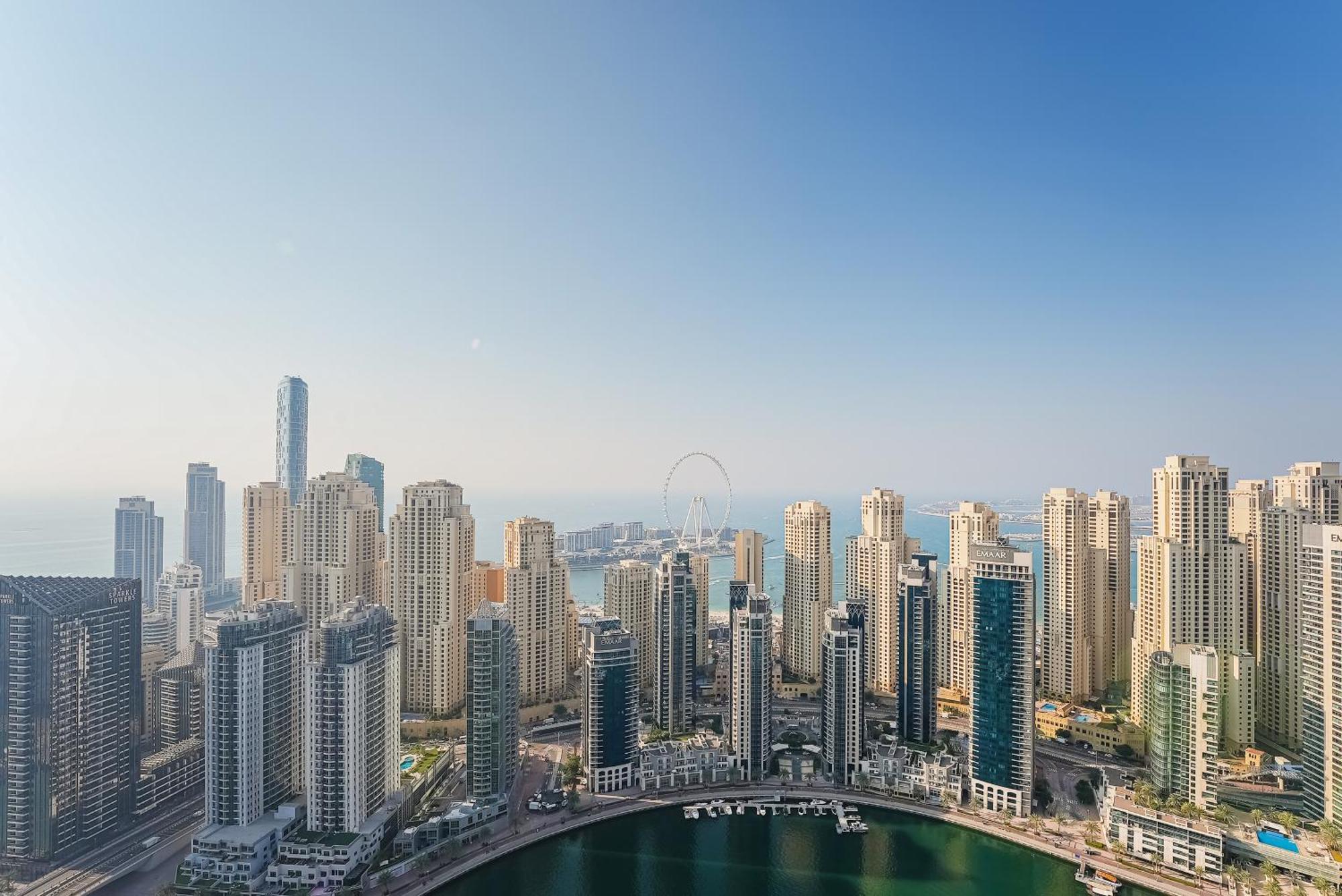 Modern 2br High Floor Haven In Vida Marina * Dubai
