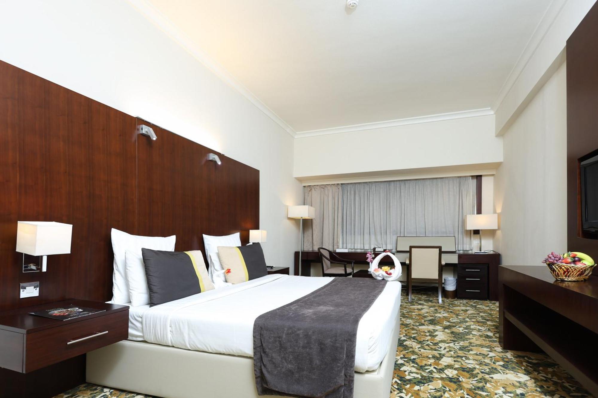 Hotel Aavri