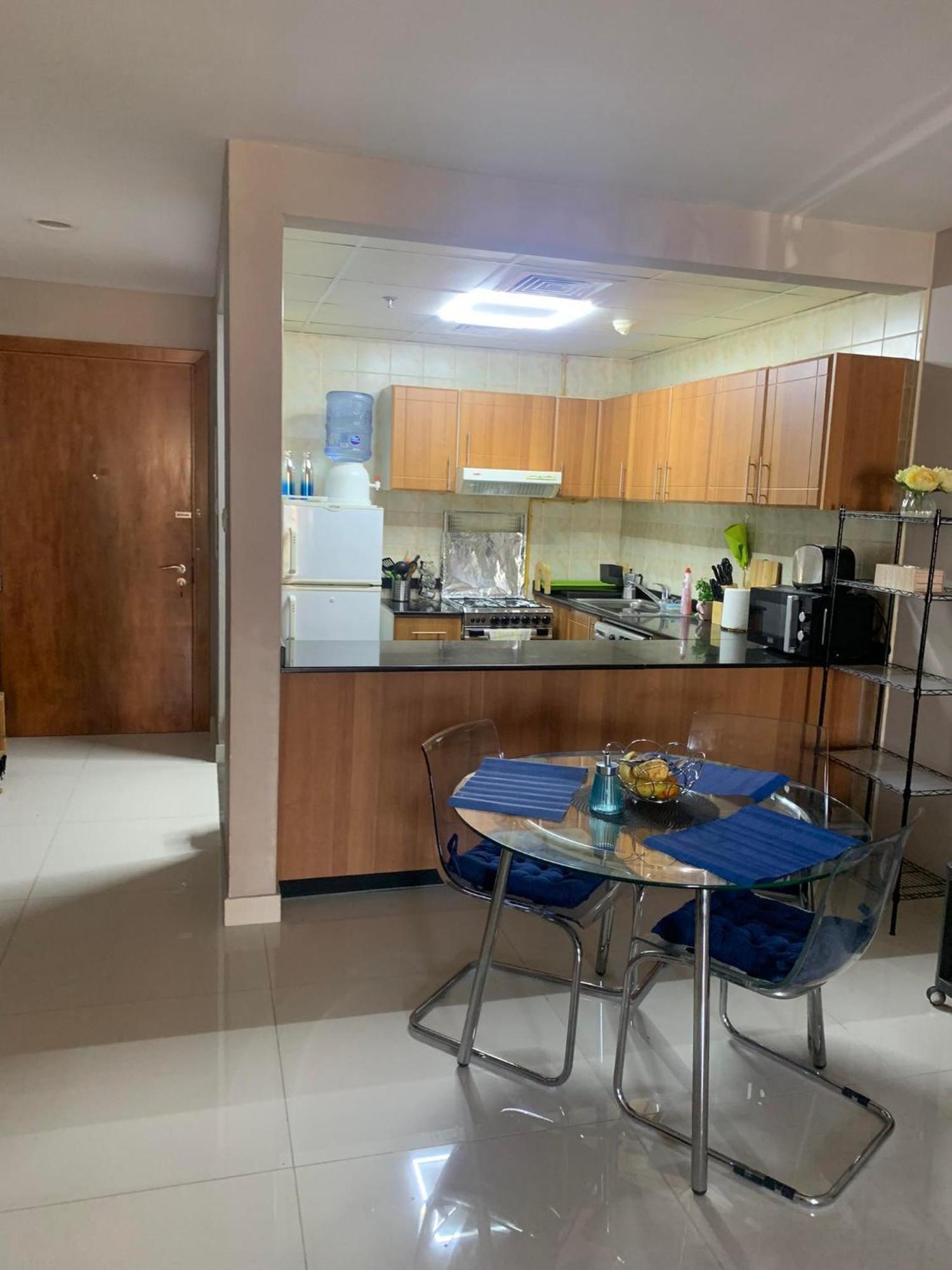 Huge Entire For With Free Pool, Steam & Sauna , * Dubai