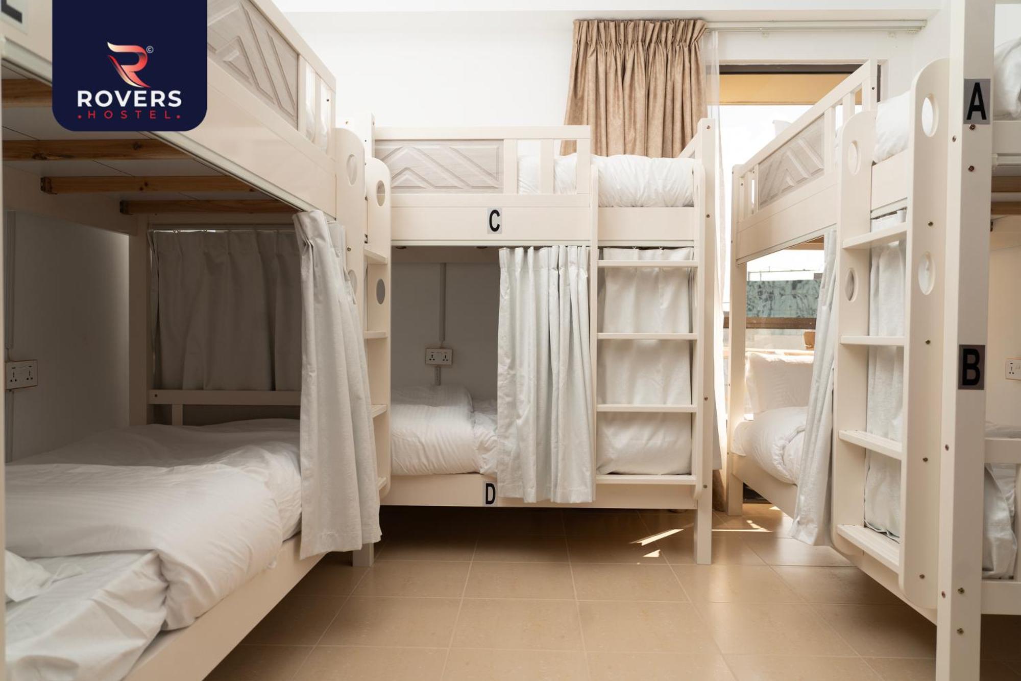 Rovers Beach Jbr Vandrerhjem Dubai