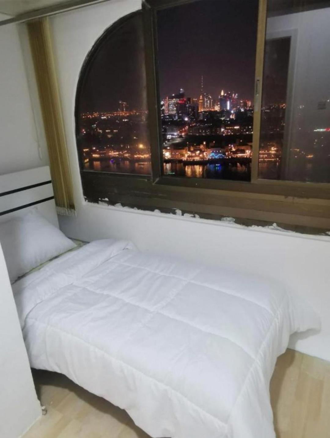 Hostal Cloud9 Premium Dubái