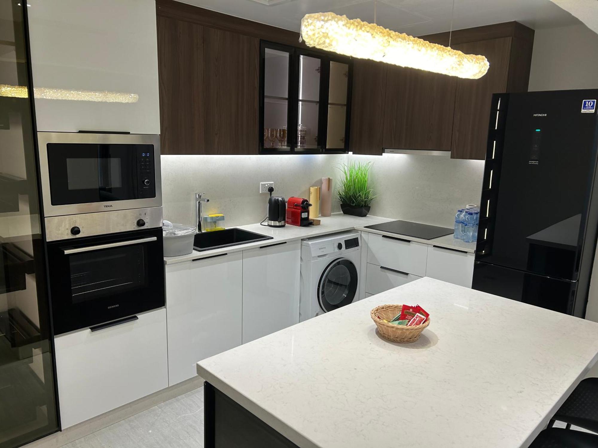 Usmans 4bdrm Jbr Sadaf Next To Ritz Carlton Walk Daily Housekeeping Jbr