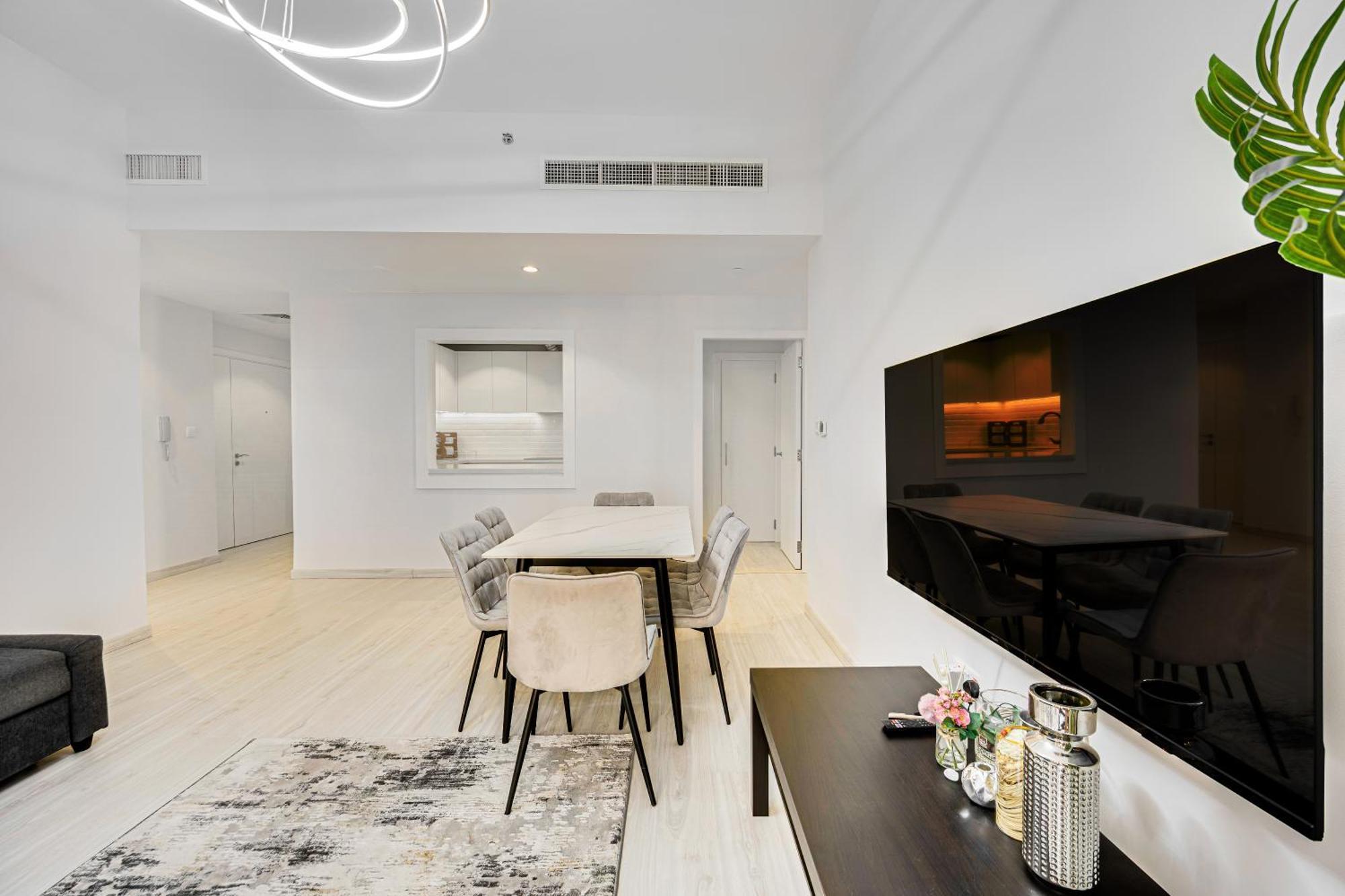 Jbr 3 Bedroom With Fantastic Ocean View Dubai