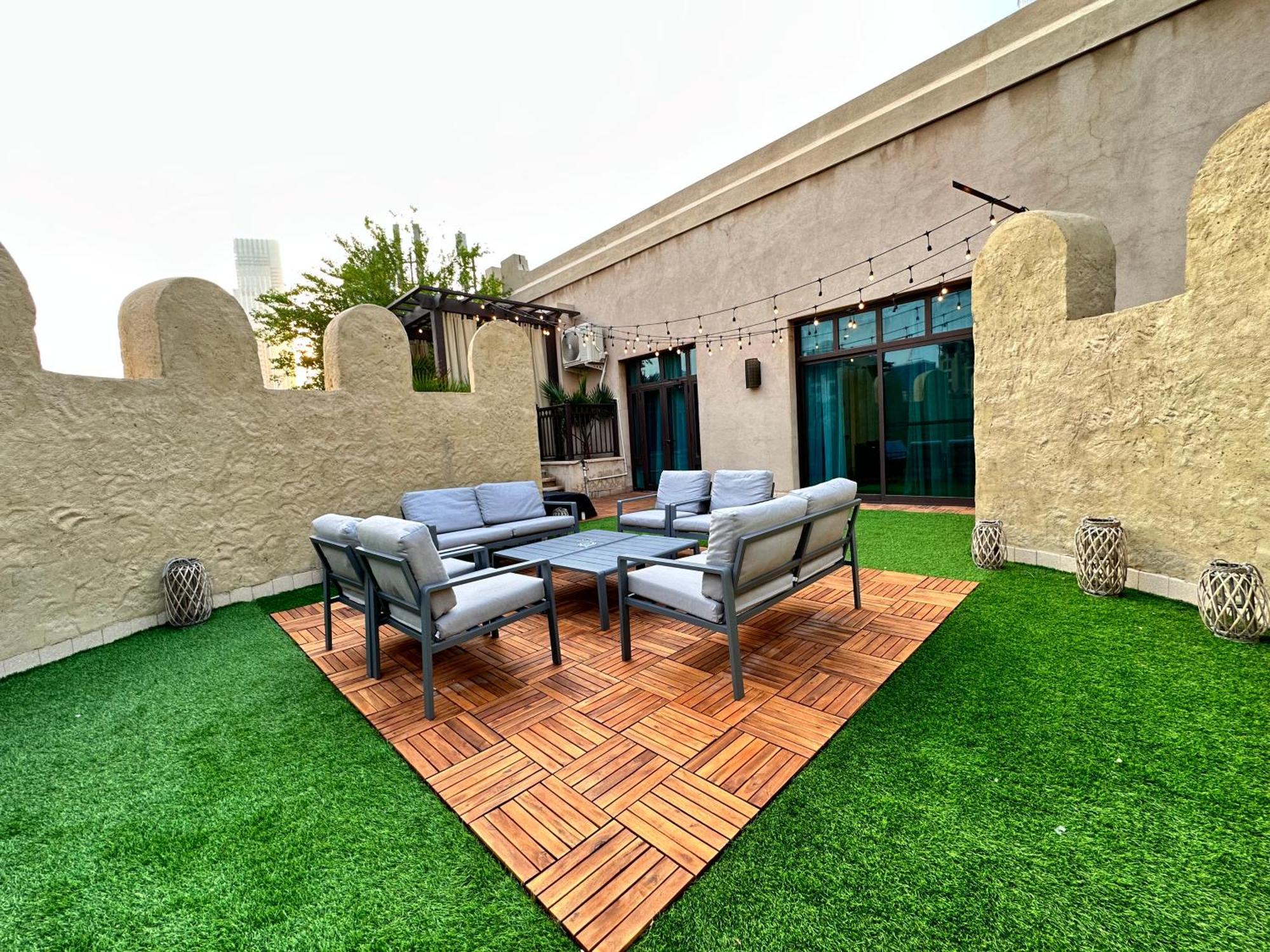 Durrani Homes - Unique Garden At Souk Al Bahar Besides Mall & Burjkhalifa With Private Jaccuzi