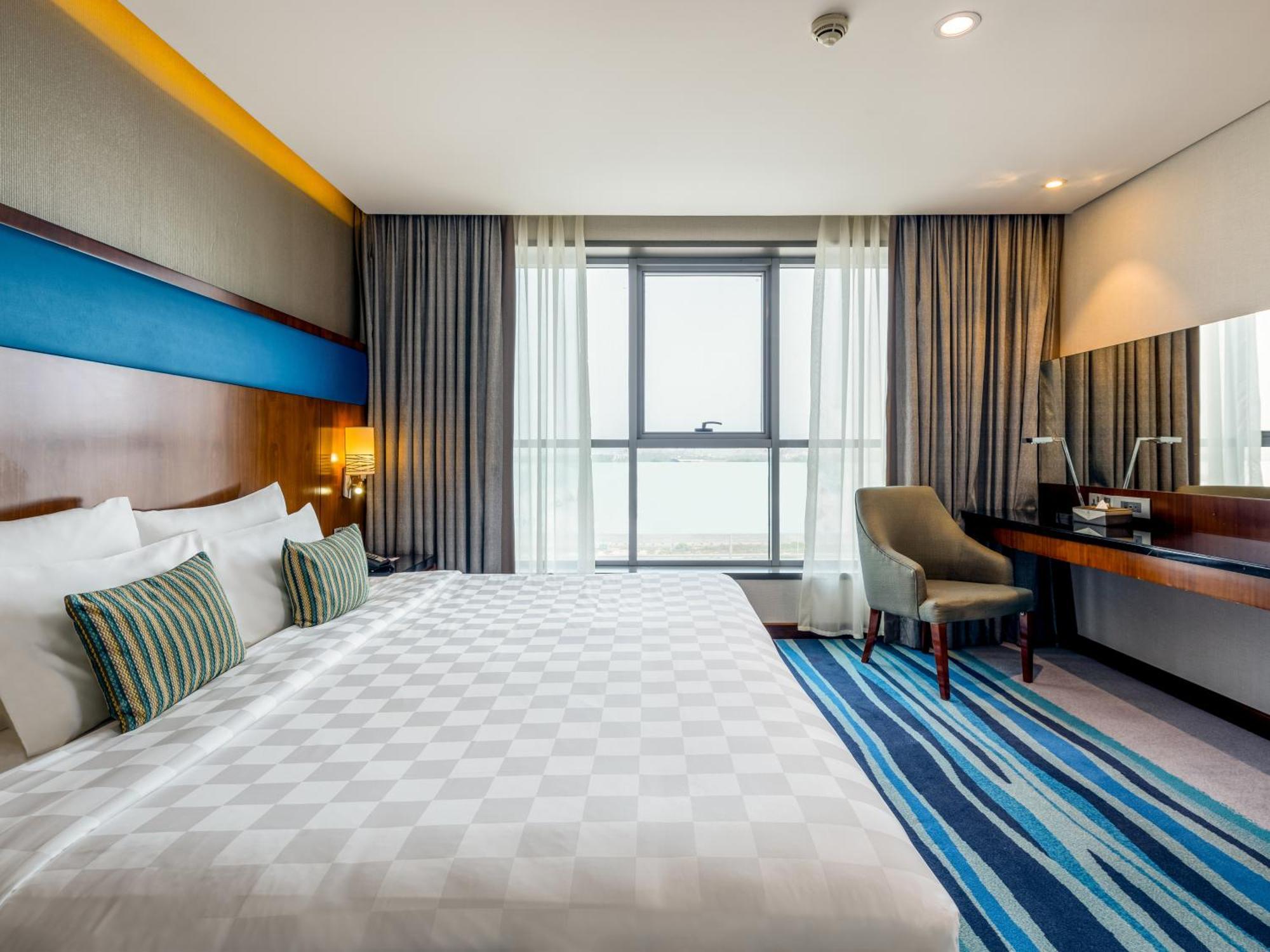 Hotell Flora Al Barsha At The Mall Dubai
