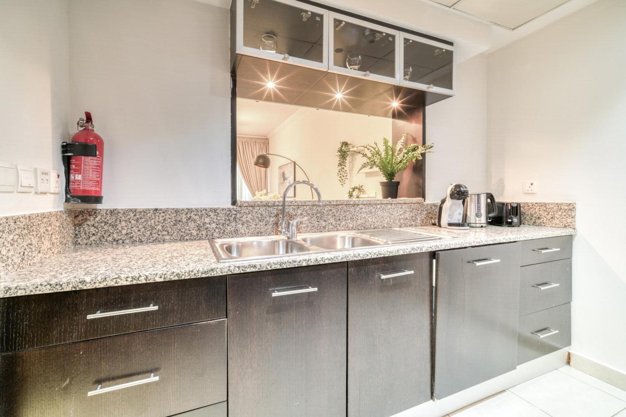 Apartamento Marina Quays West, Marina - Mint Dubái