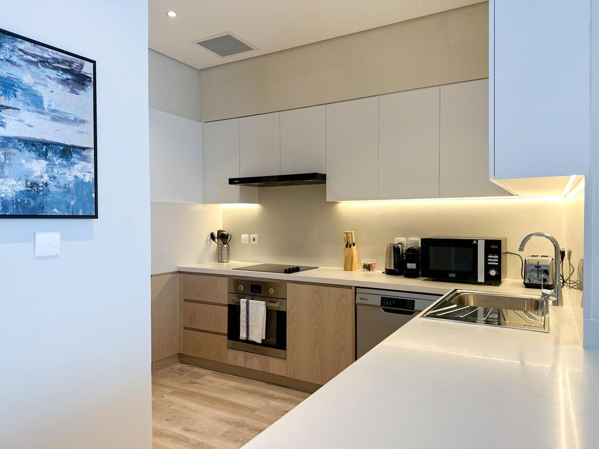 Renovated Marina View In Oceana Apartment *