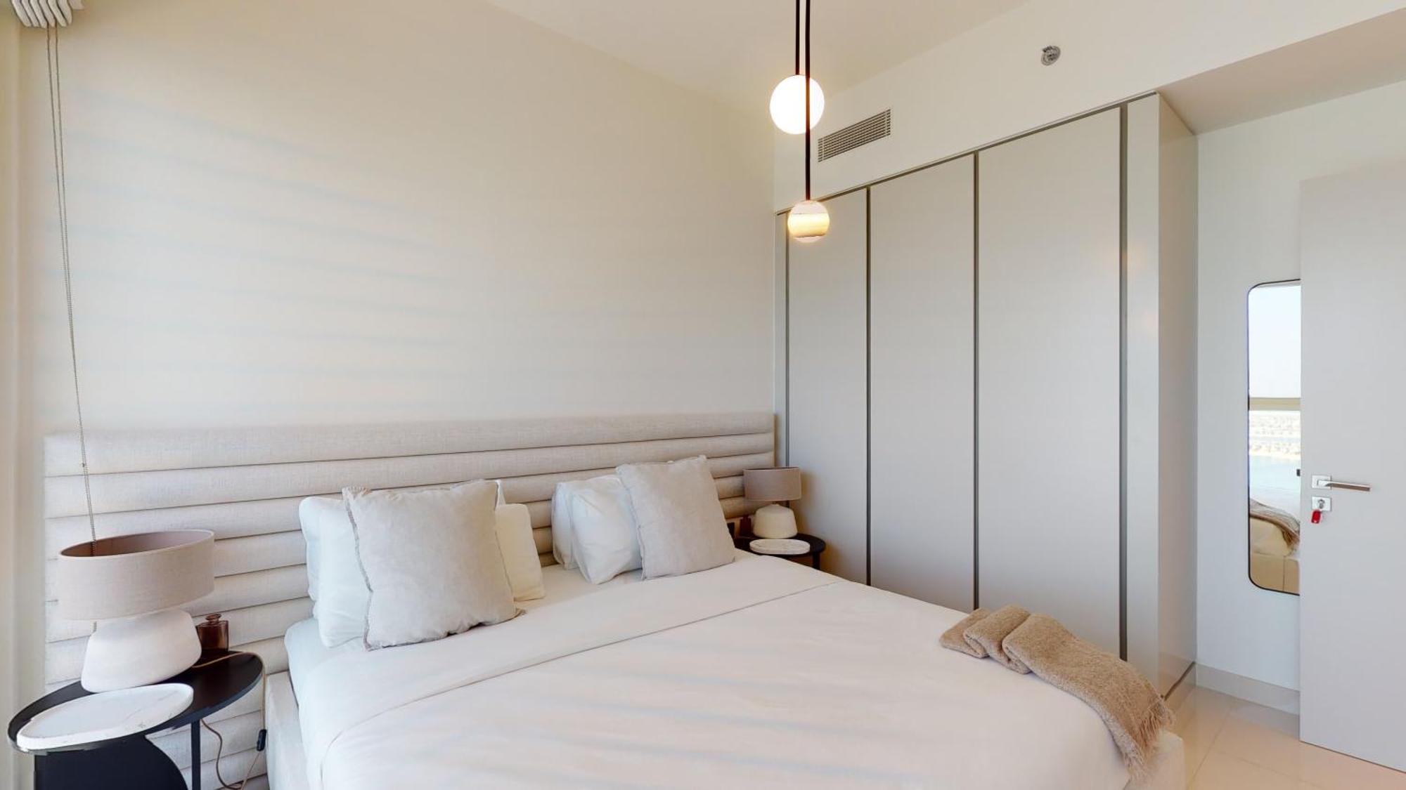 Eden's Homes & - Sunrise Bay Emaar Beachfront Apartament