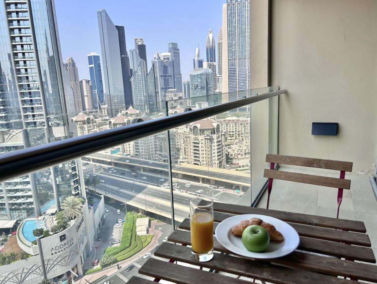 Appartamento Fashion Avenue Mall Residences - With Balcony *