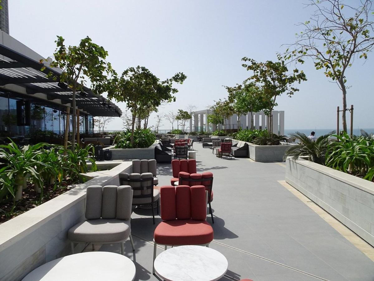 Aparthotel The Address Beach Residences - 2br & Private Beach *