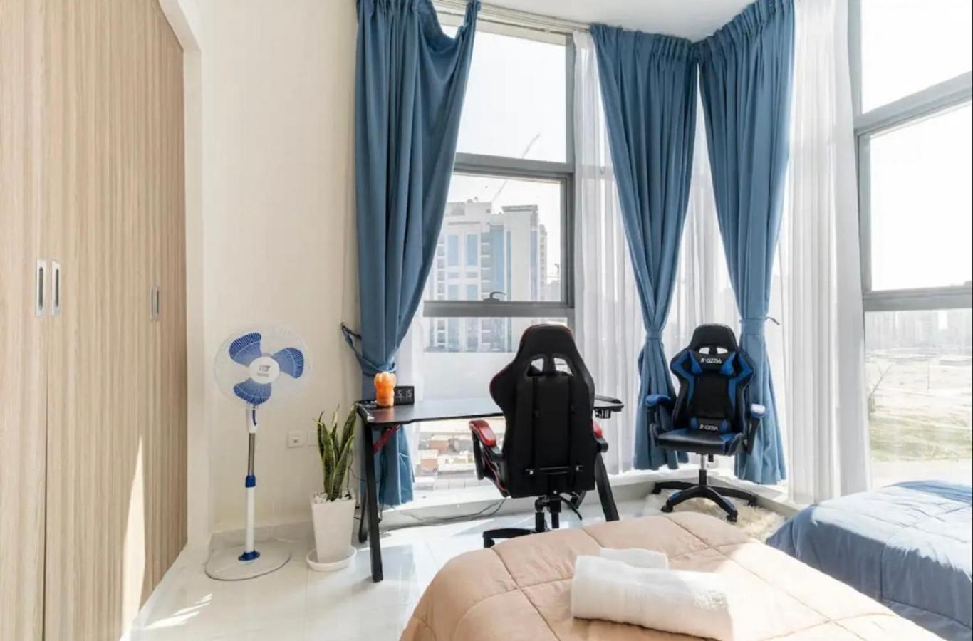 Bright & Cozy, Near Metro & Downtown, Pool, Gym Apartamento Dubái