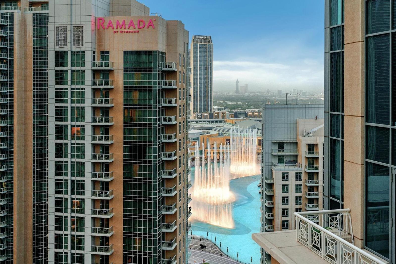 Luxury Burj Khalifa & Fountain View Apt Downtown Apartment