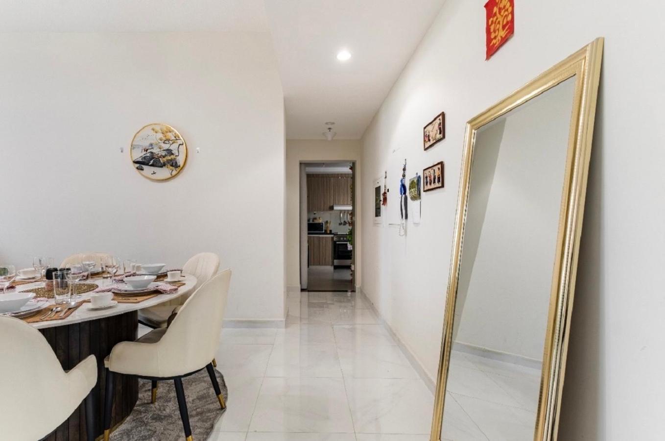 Bright & Cozy, Near Metro & Downtown, Pool, Gym * Dubái