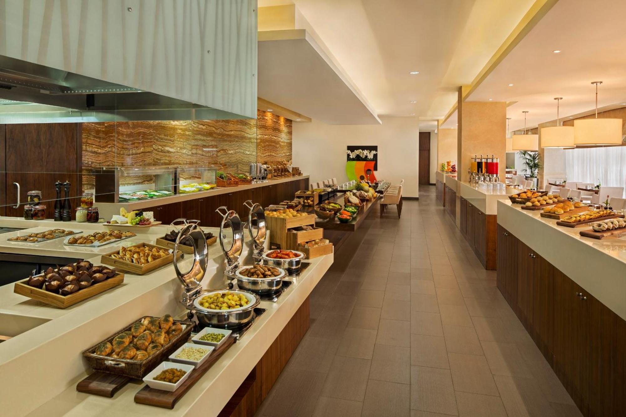 Aparthotel Doubletree By Hilton And Residences - Al Barsha 4*