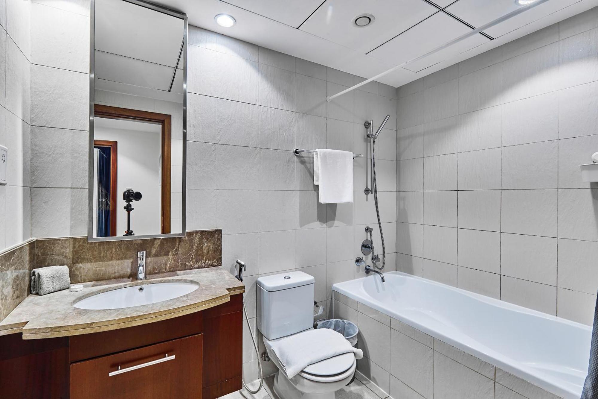 Shukran Homes Lux 1br With Fountains View Lägenhet *