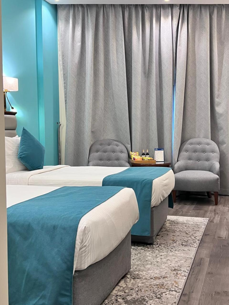 Hotell Howard Johnson Bur 3*