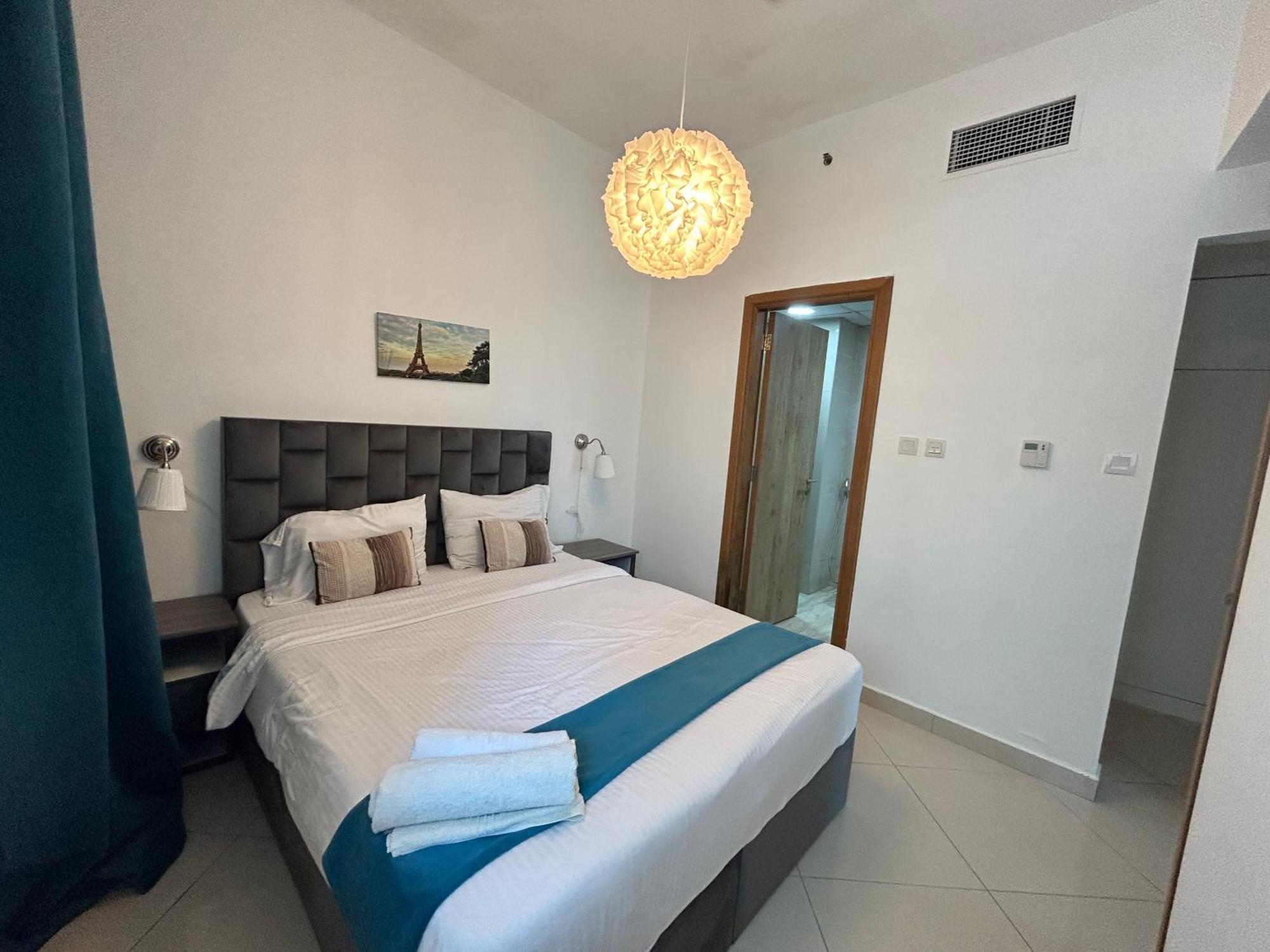 Golden Vacation Homes Continental Tower Marina Apartemen *