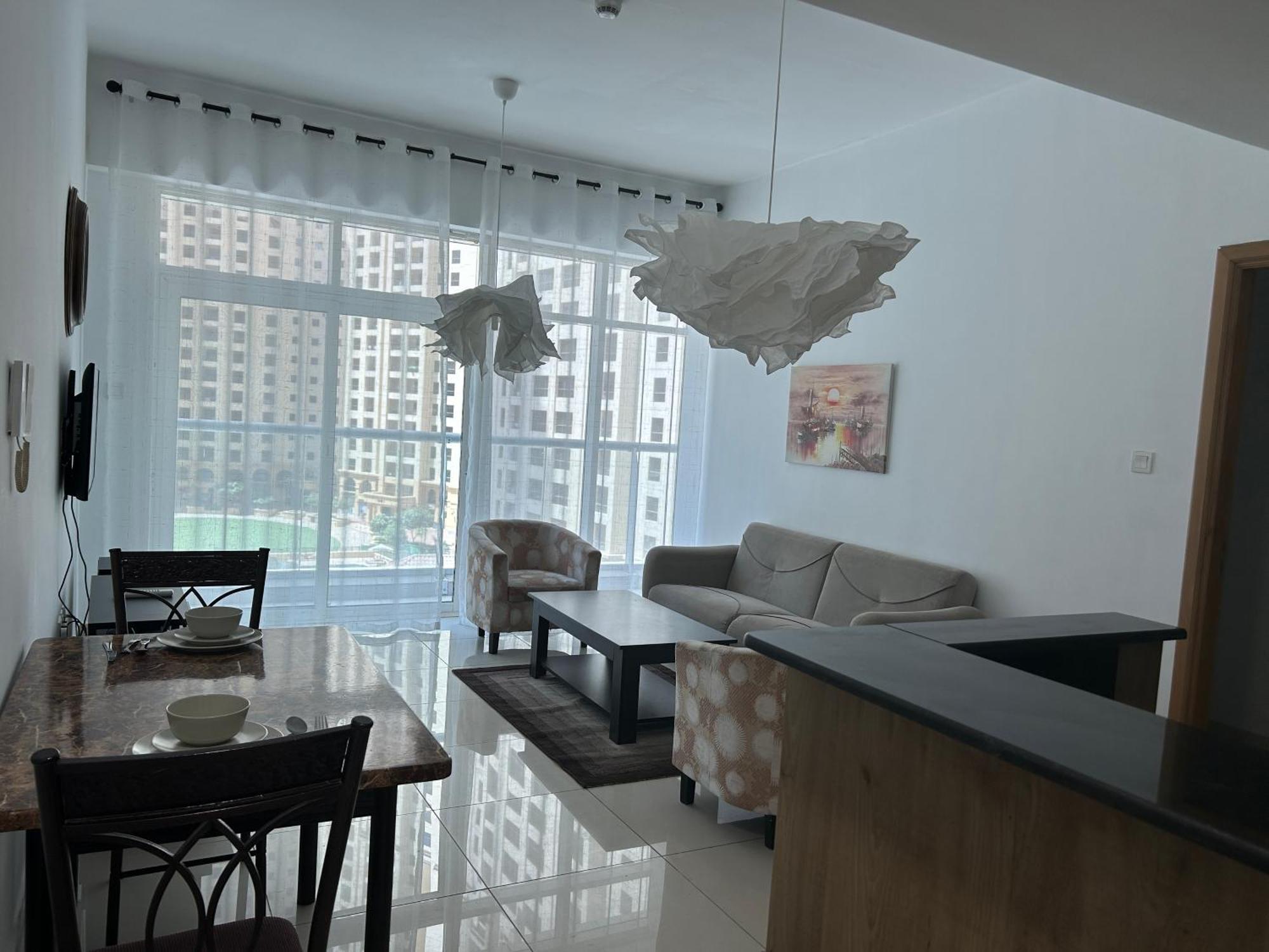 Apartemen Golden Vacation Homes Continental Tower Marina