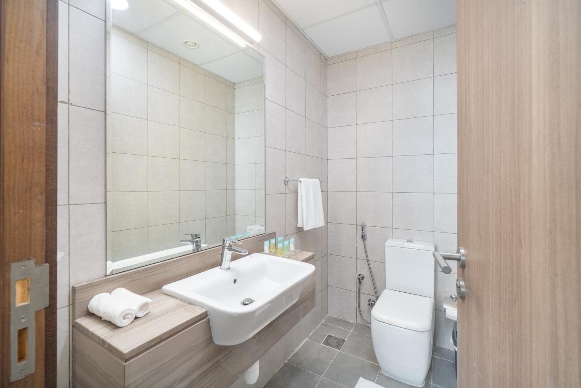 Apartamento Trinity Homes - Spacious Modern Living 1br & 2br Unique